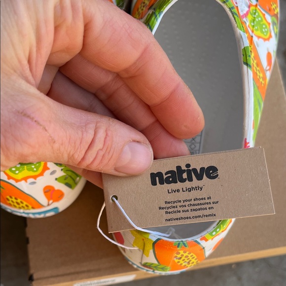 Native Kids Sneakers with Orange and Green Fruit Print size 3 - Picture 5 of 11